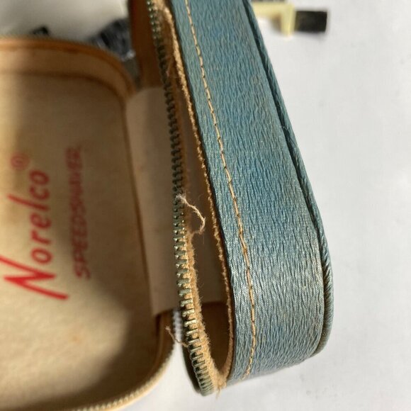 Vintage Norelco Speedshaver Electric Razor Shaver w/Case FOR PARTS OR REPAIR - Picture 6 of 7